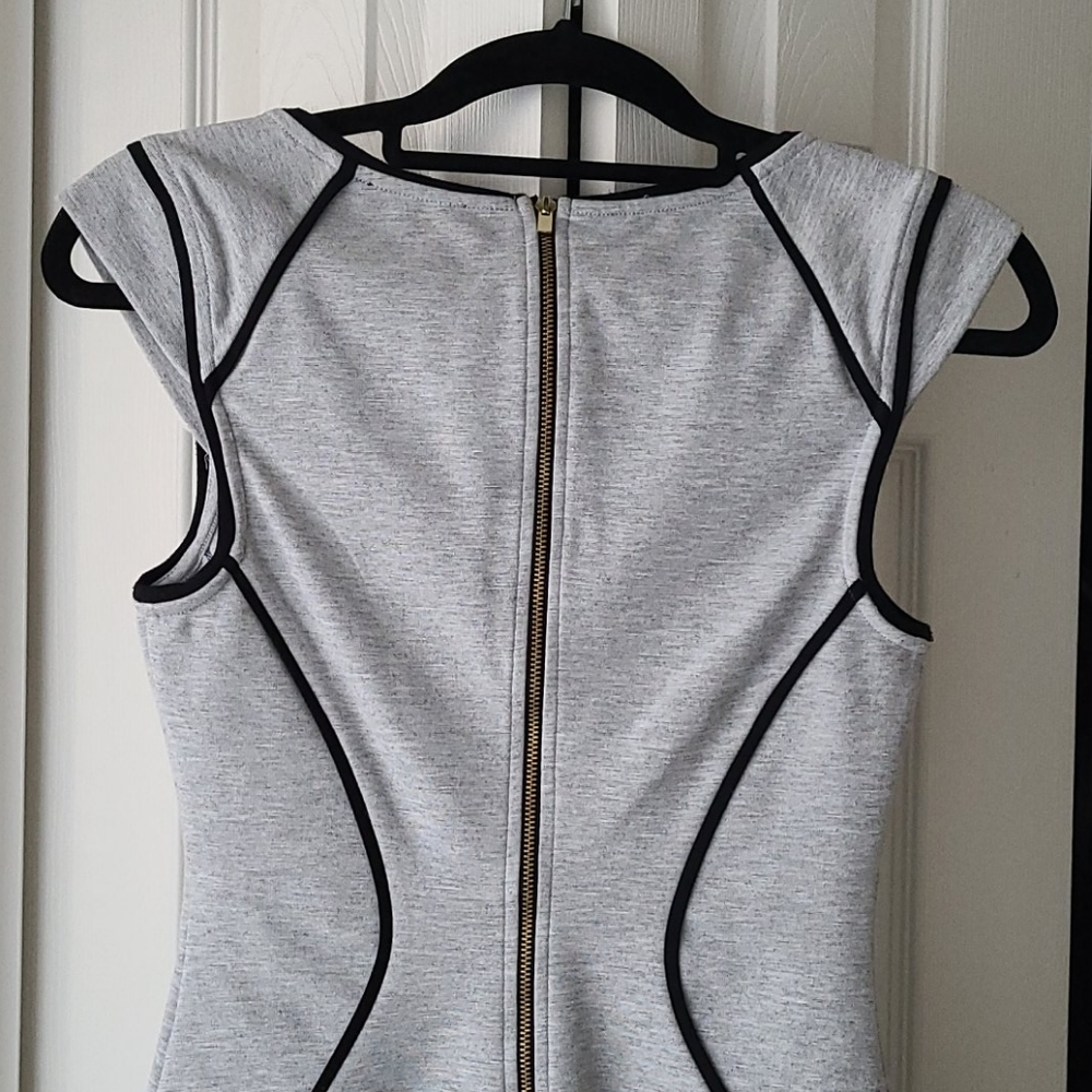 SOLD✅️Express☆Fitted Dress - Picture 4 of 7